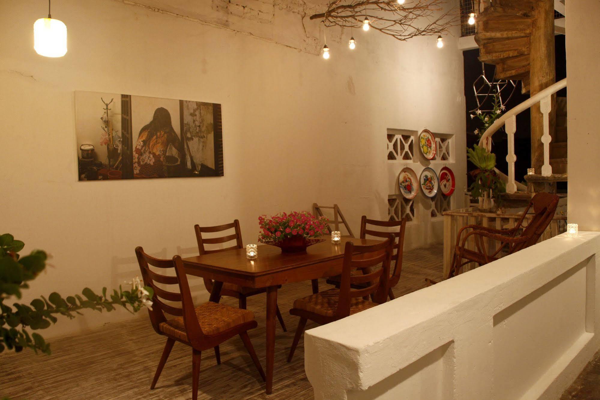 Appartamento The Loft @ 13 Hibiscus Malacca Esterno foto