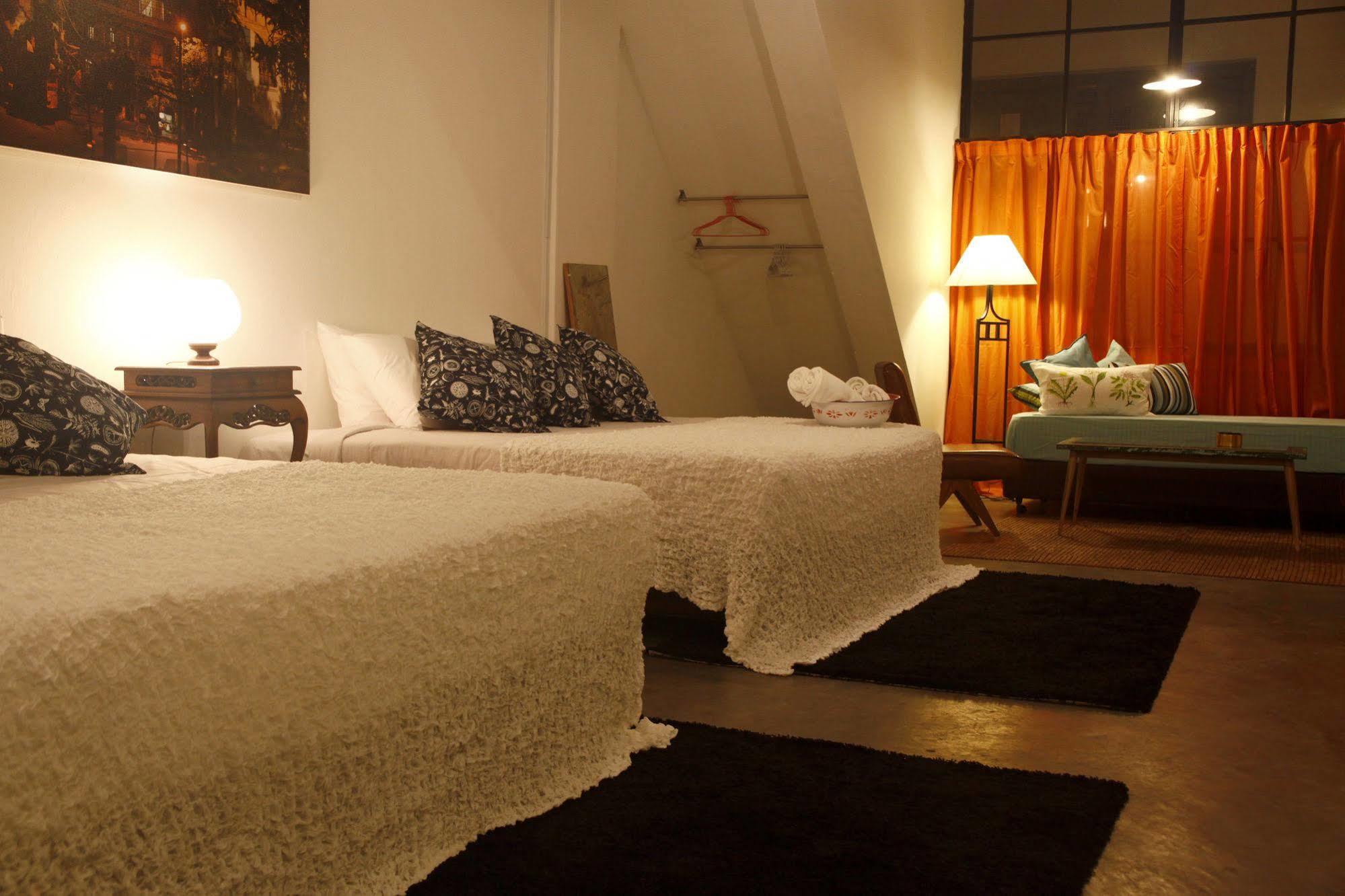 Appartamento The Loft @ 13 Hibiscus Malacca Esterno foto