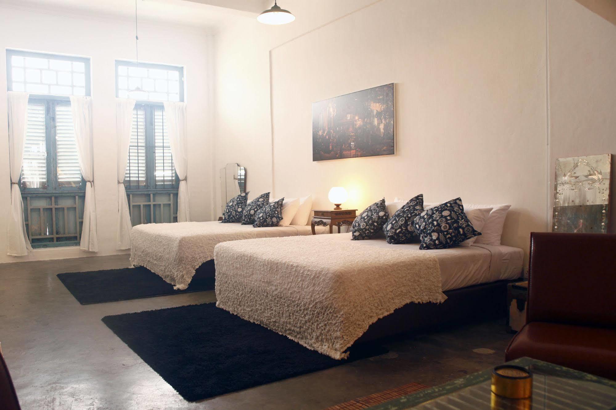Appartamento The Loft @ 13 Hibiscus Malacca Esterno foto