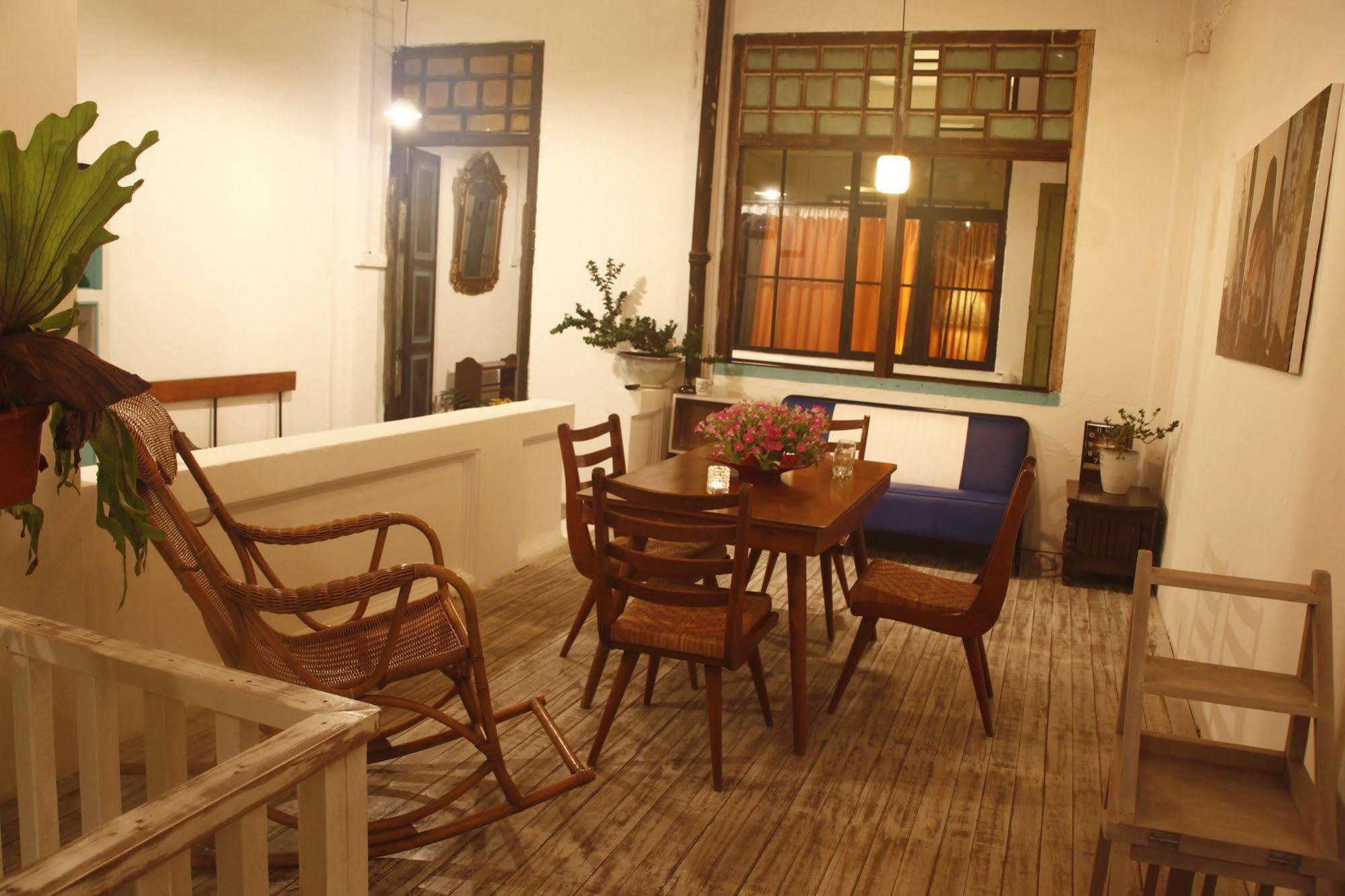 Appartamento The Loft @ 13 Hibiscus Malacca Esterno foto